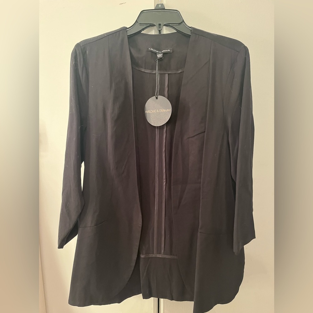 NWT Harlow and Graham open front black blazer. Size large